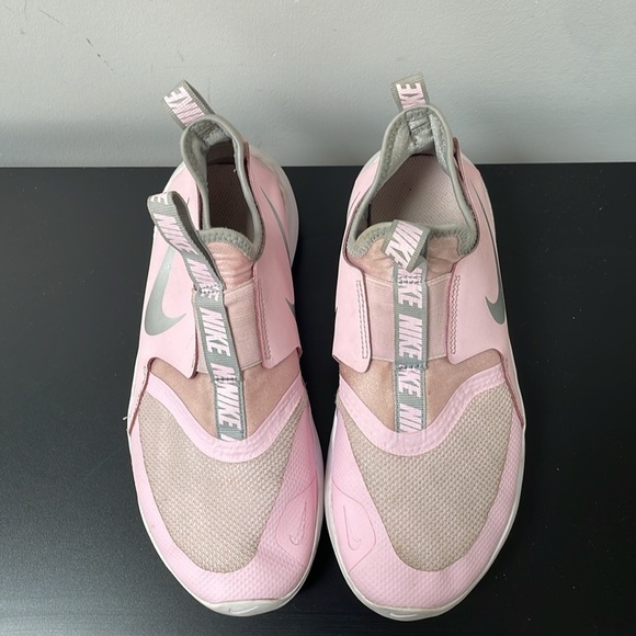 Nike women’s kids Flex Runner GS US4 Pink Foam Metallic Silver Light Smoke Grey - Picture 7 of 10